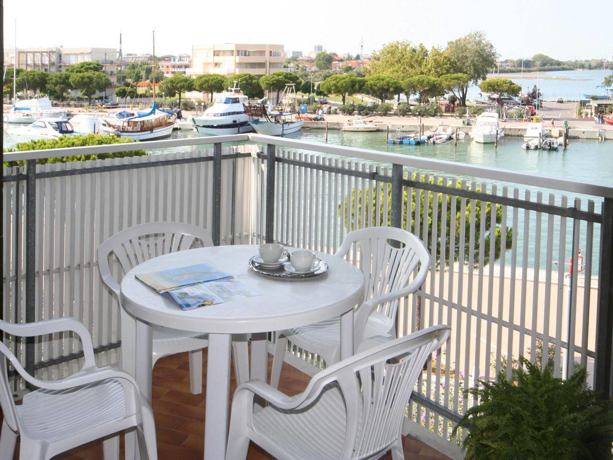 Appartamento Casa Marina Lignano Sabbiadoro Esterno foto