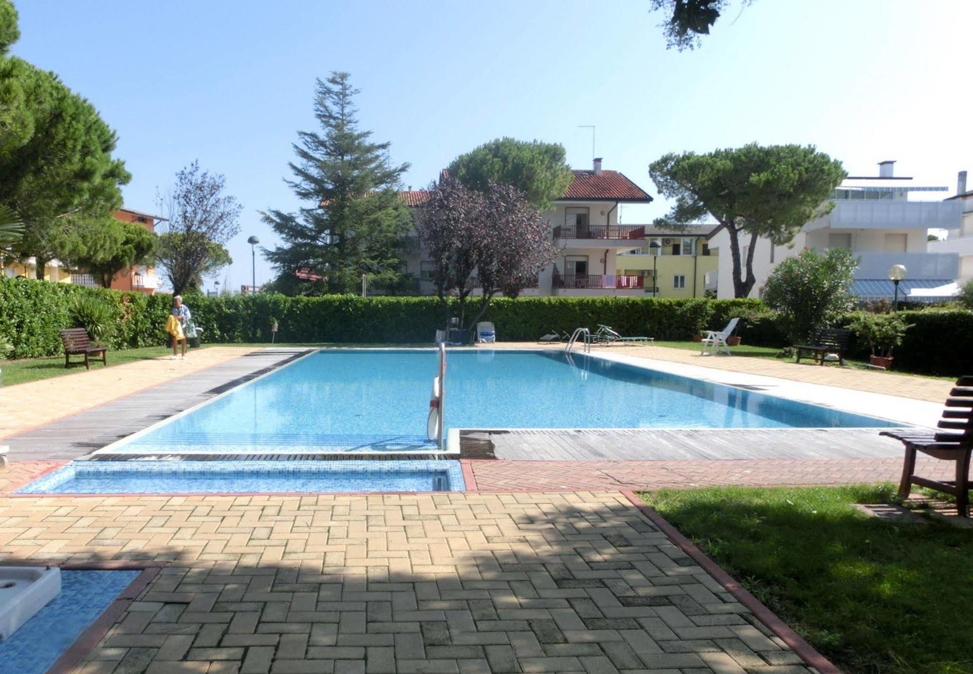 Appartamento Casa Marina Lignano Sabbiadoro Esterno foto